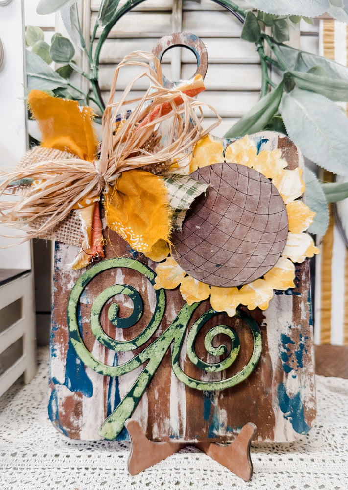 Woodshop - Decorative Sunflower Cutting Board